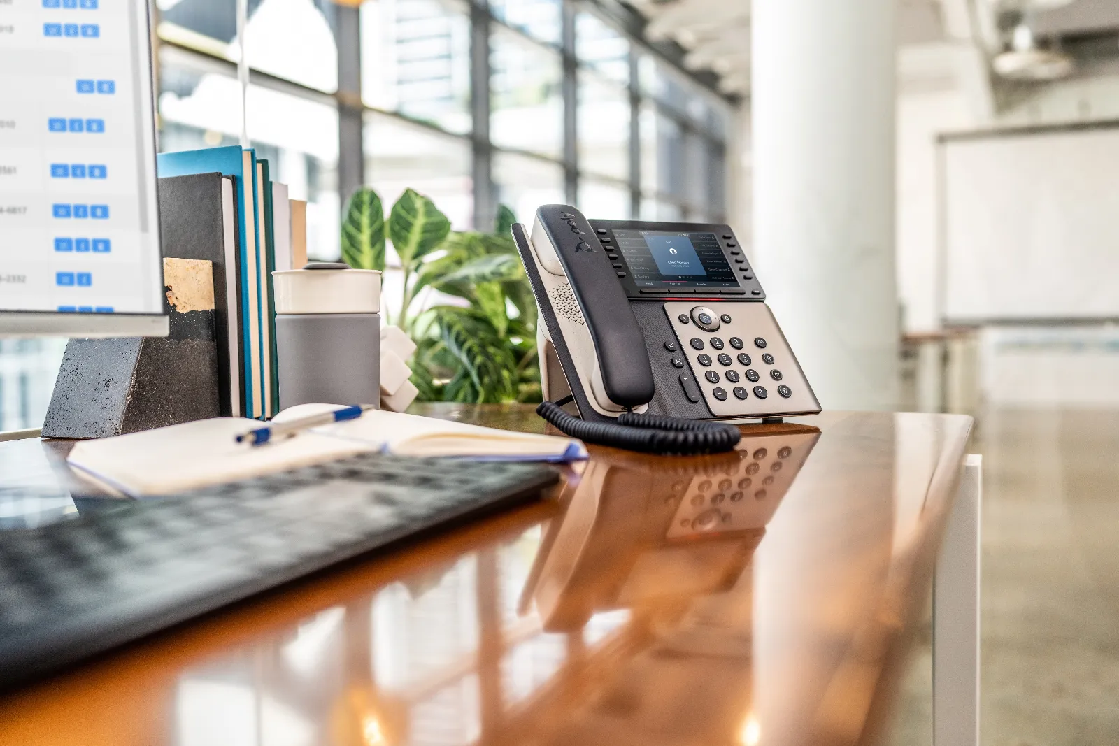 HP Poly Edge E550 and PoE-enabled IP phone