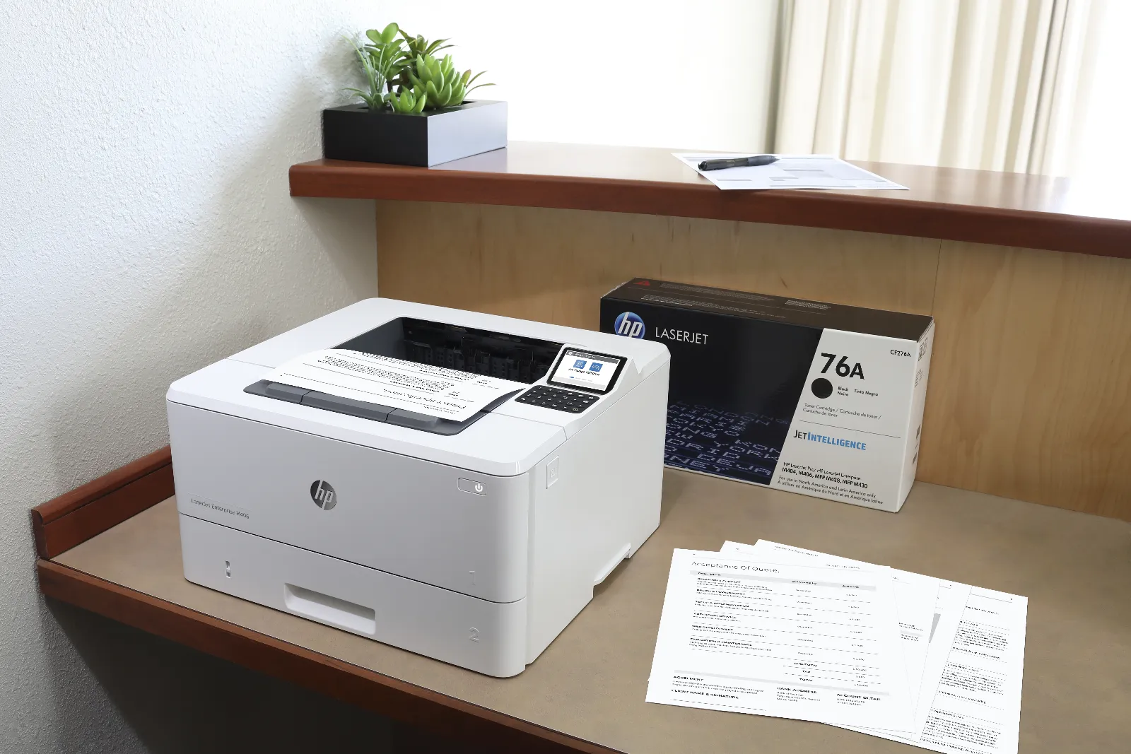 HP 76A Black Original LaserJet Toner Cartridge, left side view