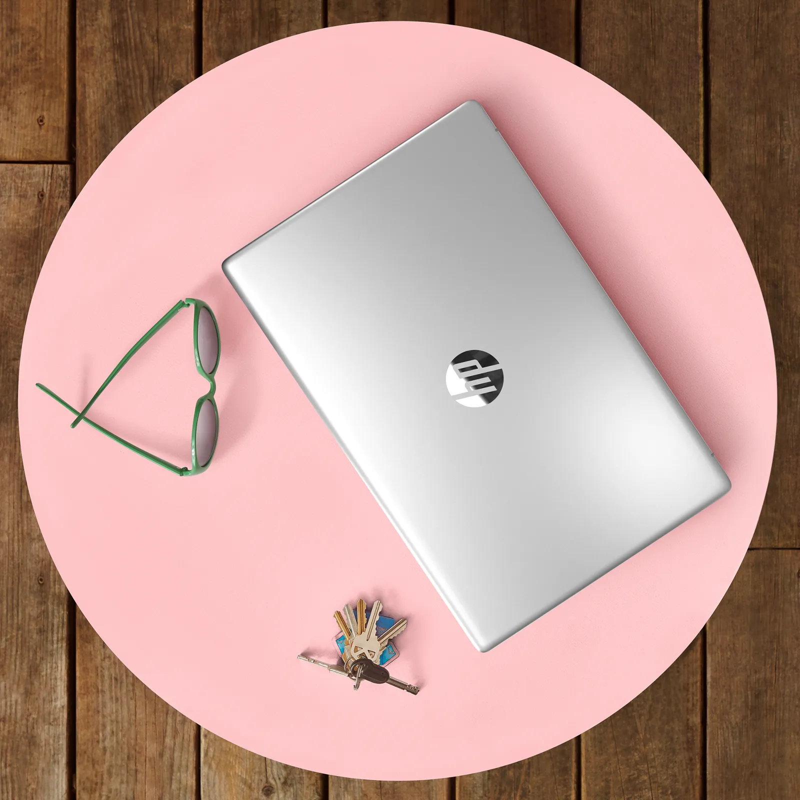 HP Laptop 17-cn3030TU, top view