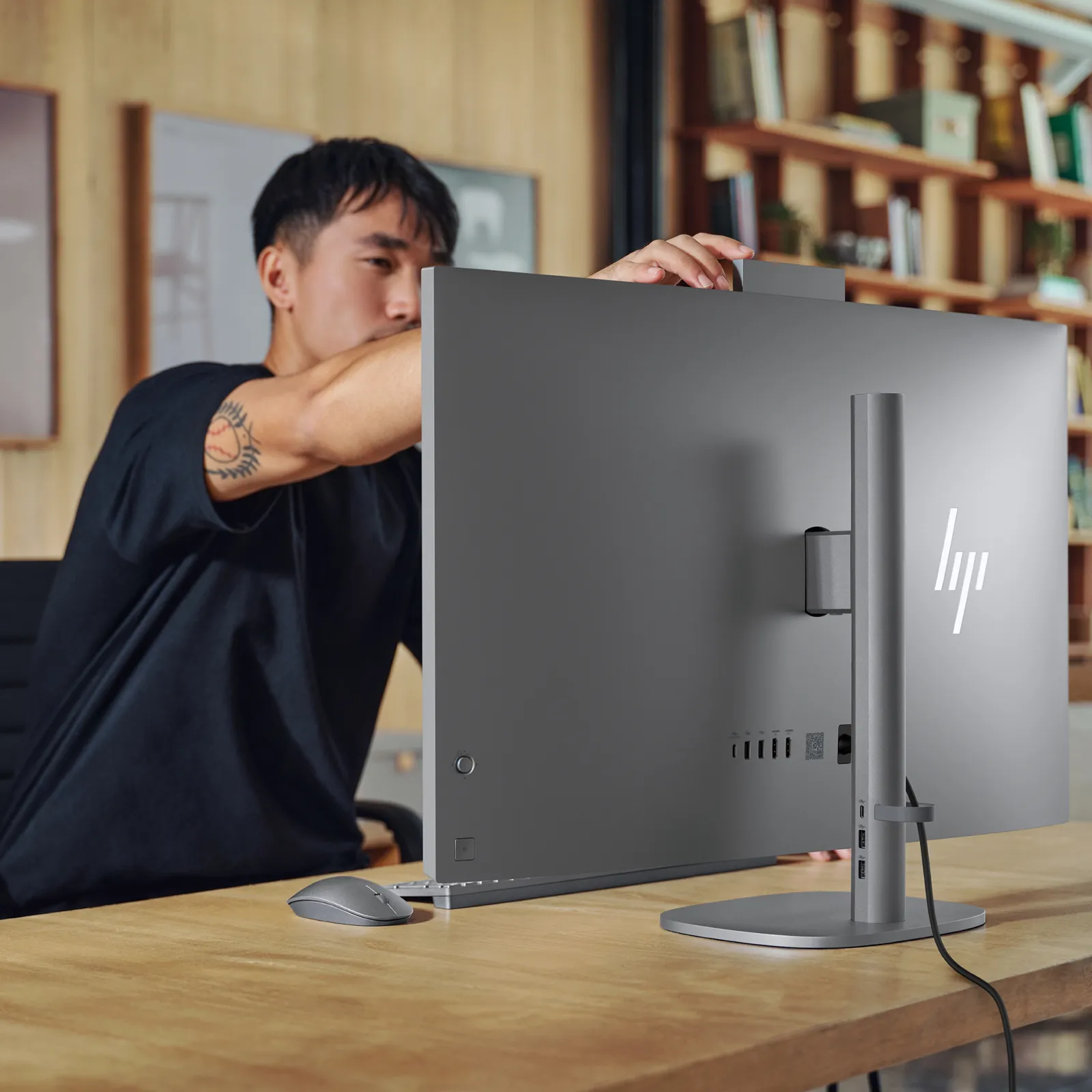HP OmniStudio X All-in-One Desktop Next Gen AI 32-c1000a PC, rear view